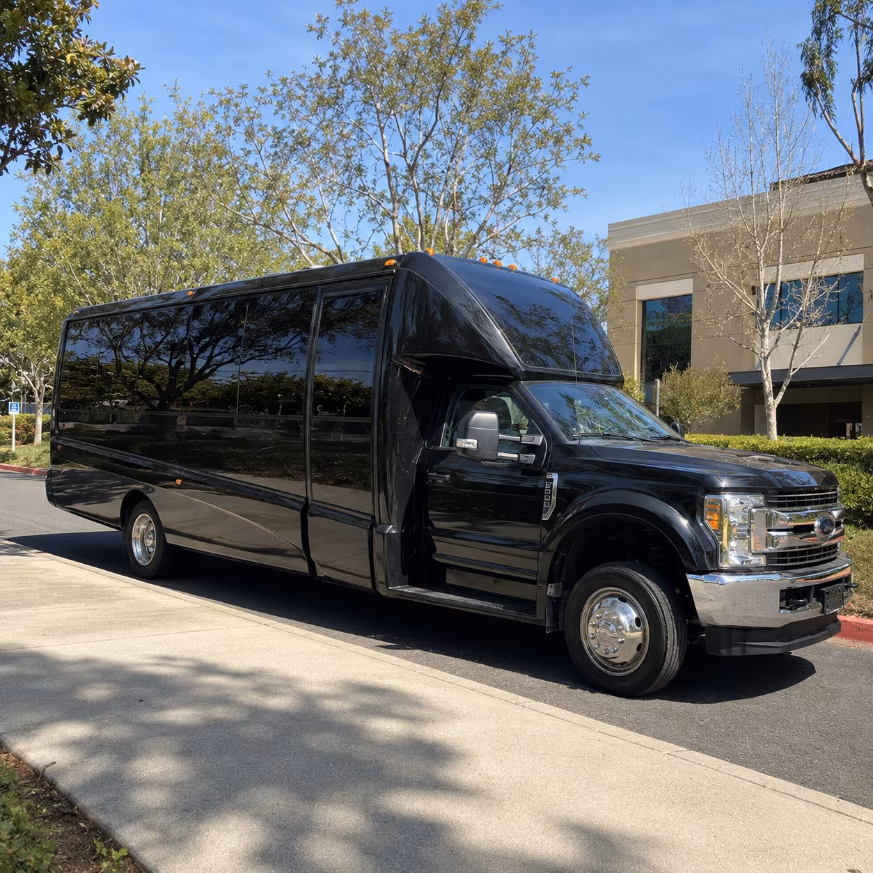Pittsburgh Winery Tour & Pub Crawl Transportation party bus exterior